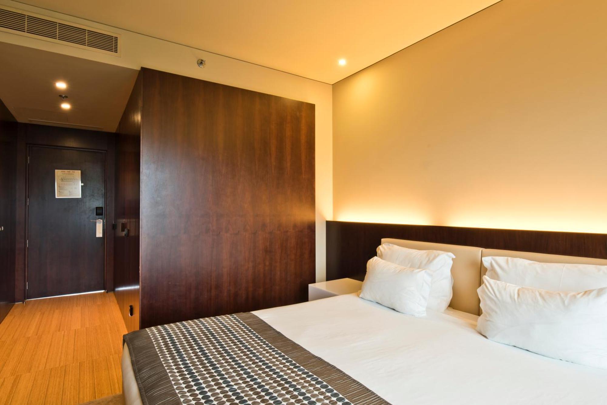 Golden Tulip Sao Joao Da Madeira Hotel Zimmer foto